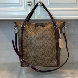 Coach Peyton Signature Coated Canvas Convertible Large Shoppers Tote